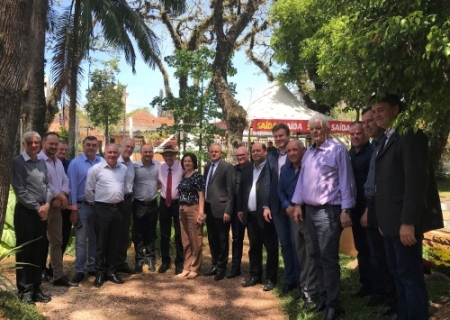 Prefeito Rudinei Härter é reeleito vice-presidente da AMPROTABACO  