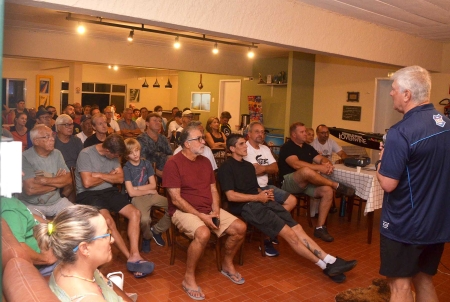 Remador contou suas histórias de aventura em palestra no Iate Clube de São Lourenço