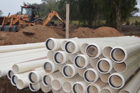 Avançam as obras para levar água tratada ao Coqueiro