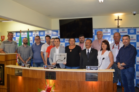 Agenor de Mello Coelho, Aloisio Dalvim Gularte Maciel e Carlos Emanuel Bolico recebem o Titulo de Cidadão Sul-Lourenciano