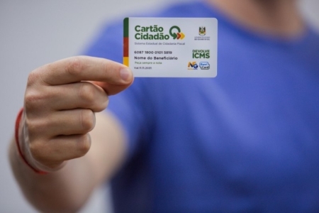 Mais de 150 mil famílias ainda não retiraram o Cartão Cidadão