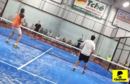 Iniciou nesta quinta-feira a 1ª etapa do torneio Play Padel