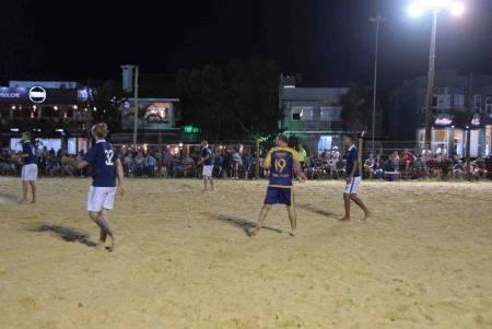 Definidas as semifinais do Campeonato Praiano de Futebol de Areia 