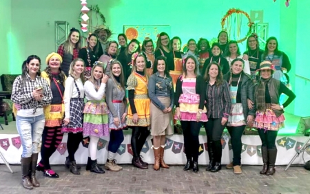 Escola Nossa Senhora Estrela do Mar realizou Festa Junina