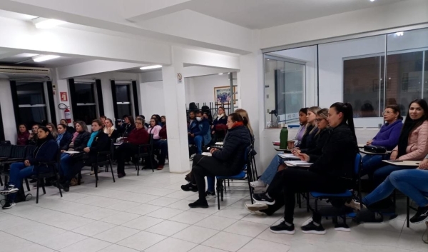 ACI/CDL INICIOU AULAS DO CURSO DE ATENDIMENTO AO CLIENTE