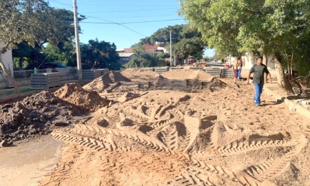 Rua Princesa Isabel entre Argolo e Riachuelo recebe pavimentação