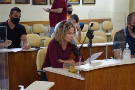 Vereadora Fabiane (PSB) realiza pedido de imunização com a Pfizer para crianças e adolescentes de 12 a 17 anos com deficiências e comorbidades