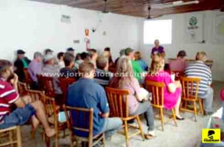 CAPEC HOMENAGEIA MULHERES