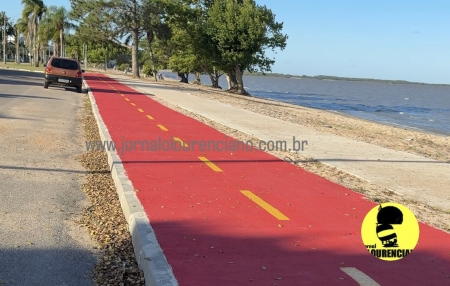 Trecho do calçadão reconstruído na Barrinha começa receber pintura