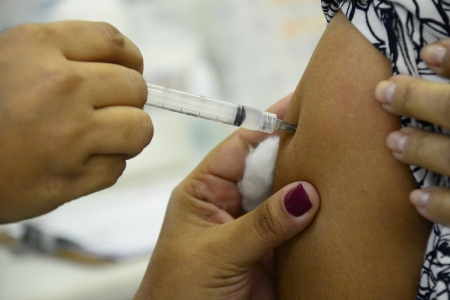 Segunda-feira (9) inicia a vacinação da 4ª dose contra COVID-19 para pessoas acima de 70 anos